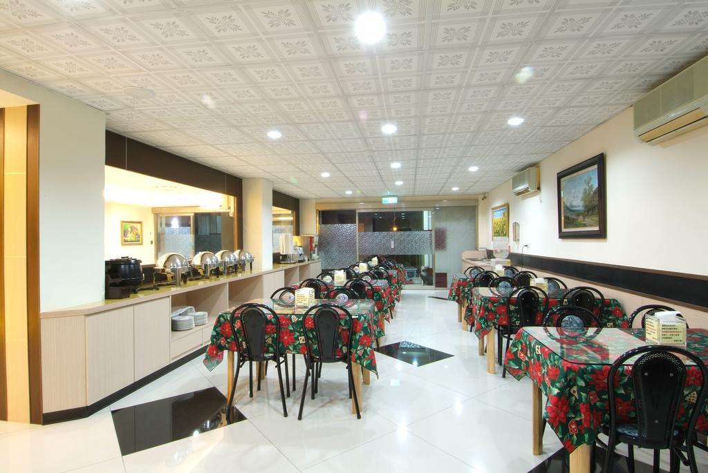 Puti Commercial Hotel Лонгтан Екстер'єр фото